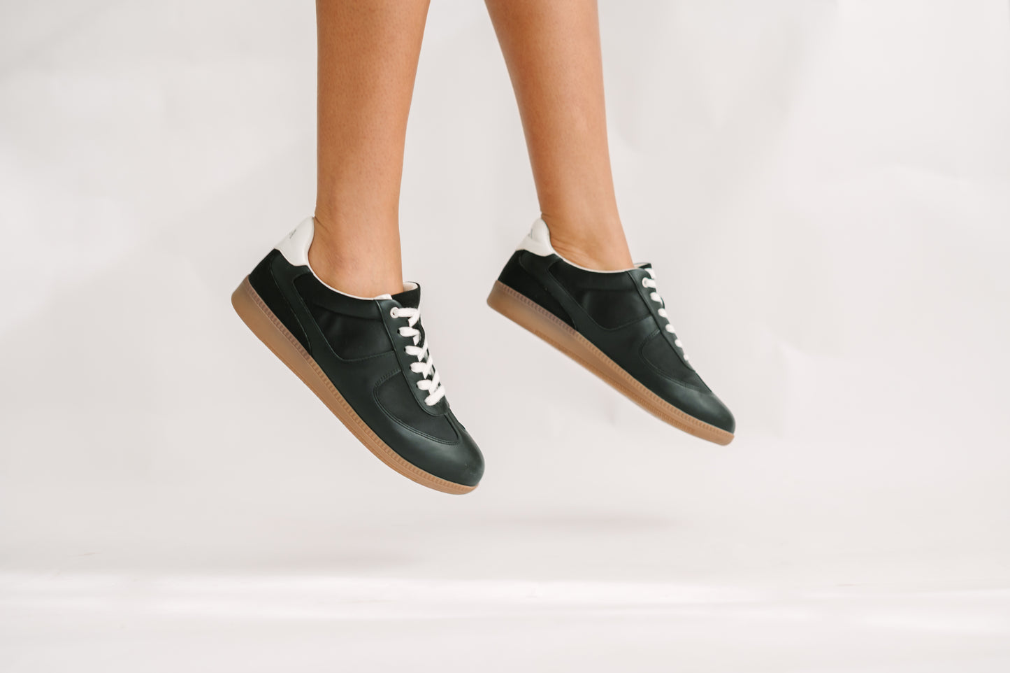 Taylor Sneakers Black